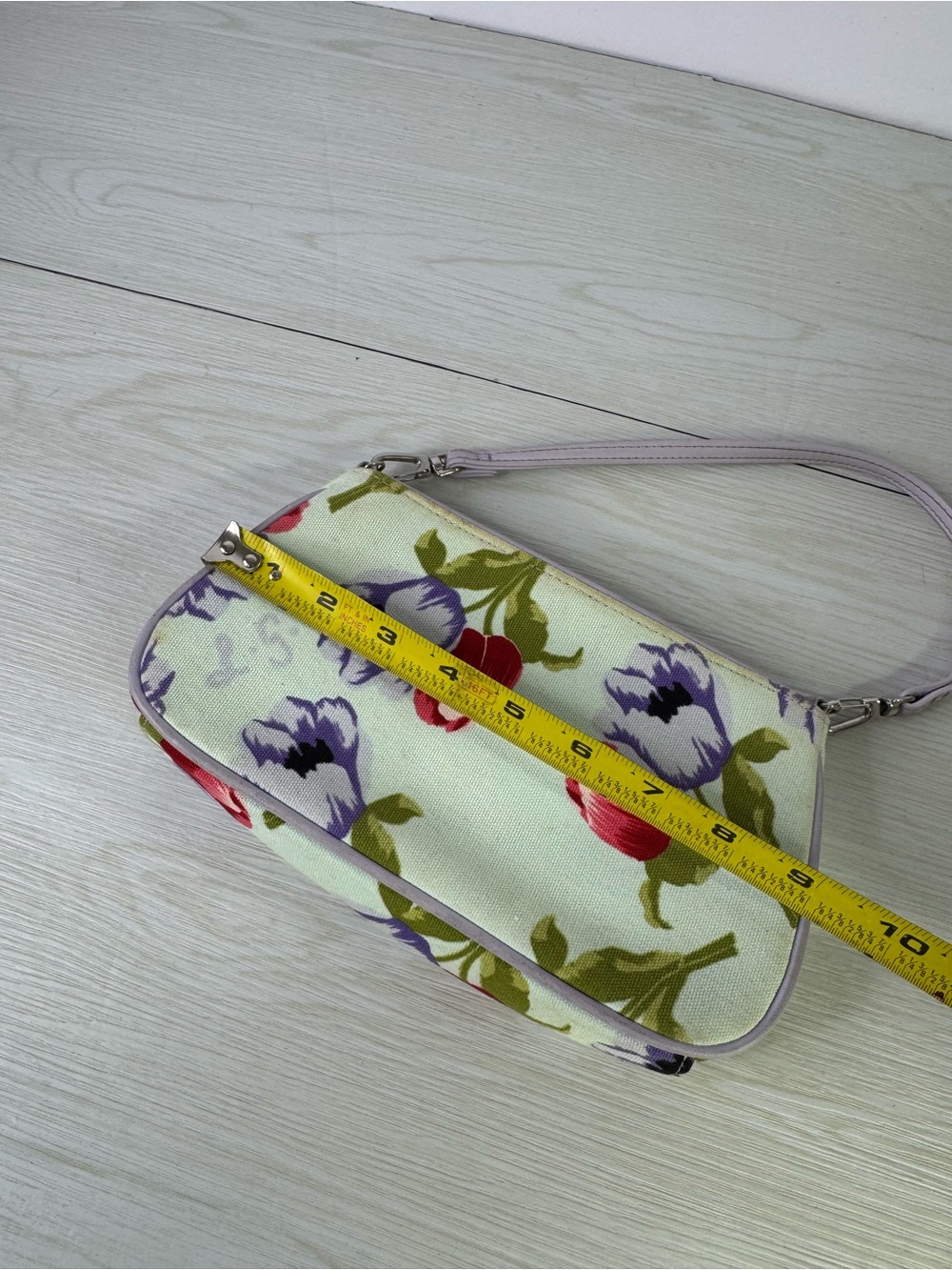 vintage Lulu Guinness canvas top handle bag in a floral print - Picture 8 of 9